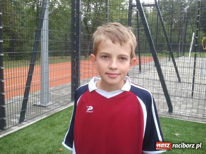 Zdjęcie w galerii na portalu naszraciborz.pl: Futbolistki z Pawłowa mierzą w turniej w stolicy wiadomości z regionu