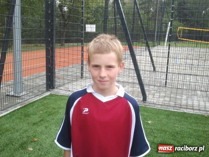 Zdjęcie w galerii na portalu naszraciborz.pl: Futbolistki z Pawłowa mierzą w turniej w stolicy wiadomości z regionu