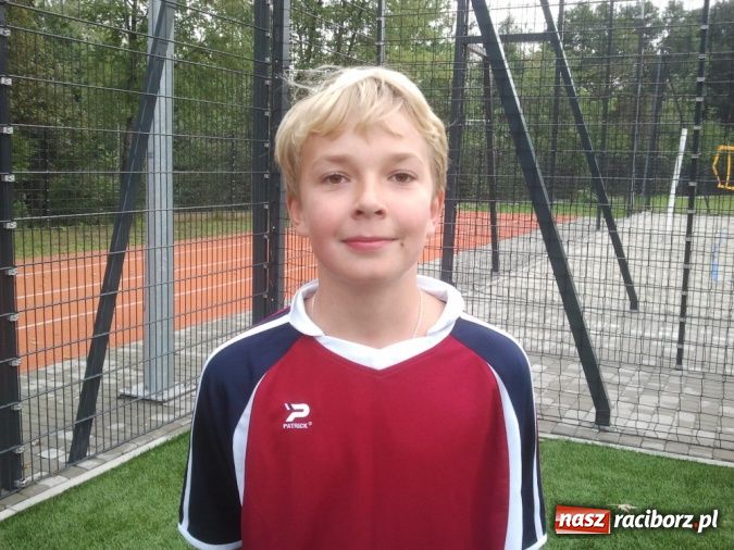 Zdjęcie w galerii na portalu naszraciborz.pl: Futbolistki z Pawłowa mierzą w turniej w stolicy wiadomości z regionu