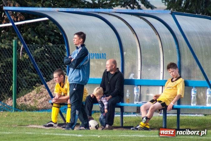 Zdjęcie w galerii na portalu naszraciborz.pl: Mecz na szczycie dla Krzanowic wiadomości z regionu