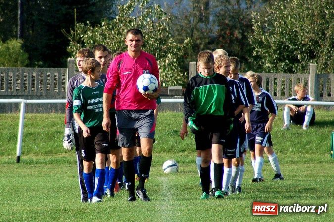 Zdjęcie w galerii na portalu naszraciborz.pl: Dzięwięć goli przy Urbana wiadomości z regionu