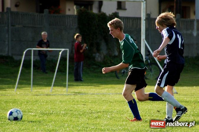 Zdjęcie w galerii na portalu naszraciborz.pl: Dzięwięć goli przy Urbana wiadomości z regionu