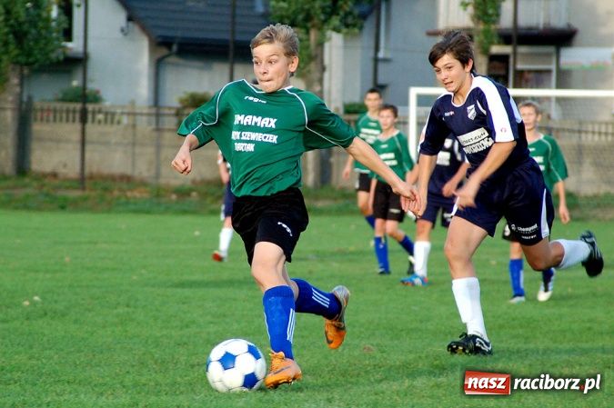 Zdjęcie w galerii na portalu naszraciborz.pl: Dzięwięć goli przy Urbana wiadomości z regionu