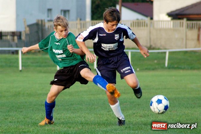 Zdjęcie w galerii na portalu naszraciborz.pl: Dzięwięć goli przy Urbana wiadomości z regionu