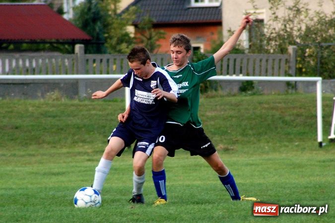 Zdjęcie w galerii na portalu naszraciborz.pl: Dzięwięć goli przy Urbana wiadomości z regionu