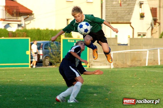 Zdjęcie w galerii na portalu naszraciborz.pl: Dzięwięć goli przy Urbana wiadomości z regionu