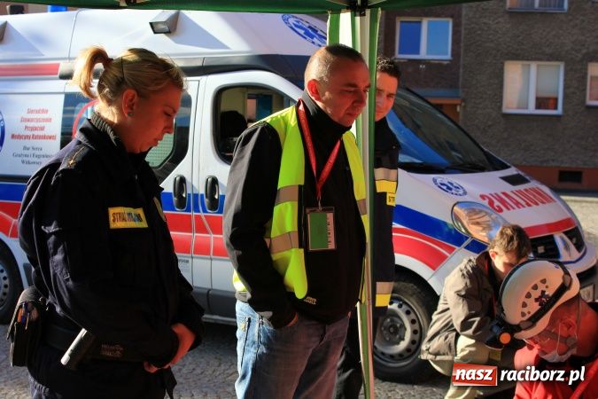 Zdjęcie w galerii na portalu naszraciborz.pl: Ratownicy udzielali pomocy 4-latkowi wiadomości z regionu