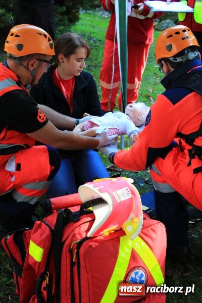 Zdjęcie w galerii na portalu naszraciborz.pl: Ratownicy udzielali pomocy 4-latkowi wiadomości z regionu