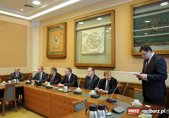 Zdjęcie w galerii na portalu naszraciborz.pl: Raciborski SGL współtworzy międzynarodowe centrum naukowe na AGH w Krakowie wiadomości z regionu