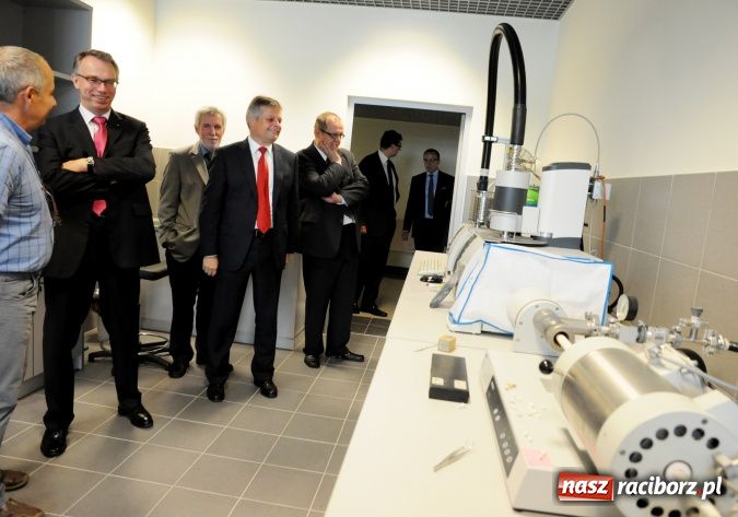 Zdjęcie w galerii na portalu naszraciborz.pl: Raciborski SGL współtworzy międzynarodowe centrum naukowe na AGH w Krakowie wiadomości z regionu