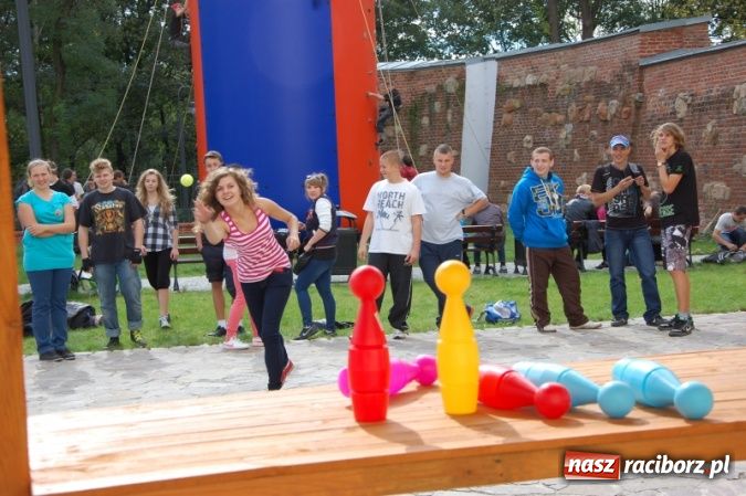 Zdjęcie w galerii na portalu naszraciborz.pl: Szlakiem husarii z metą na zamku wiadomości z regionu