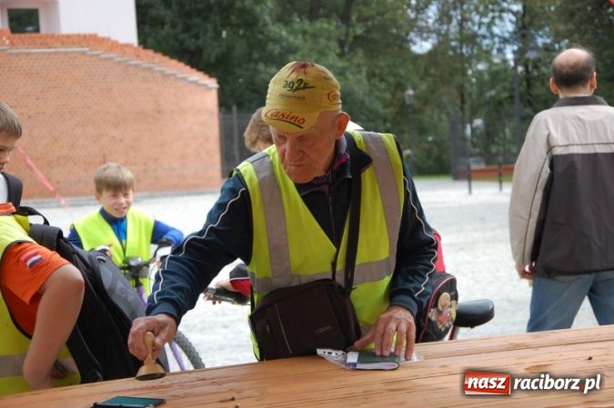 Zdjęcie w galerii na portalu naszraciborz.pl: Szlakiem husarii z metą na zamku wiadomości z regionu