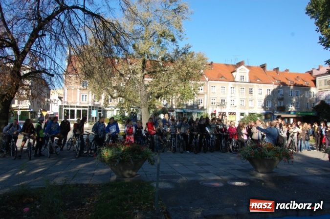 Zdjęcie w galerii na portalu naszraciborz.pl: Szlakiem husarii z metą na zamku wiadomości z regionu