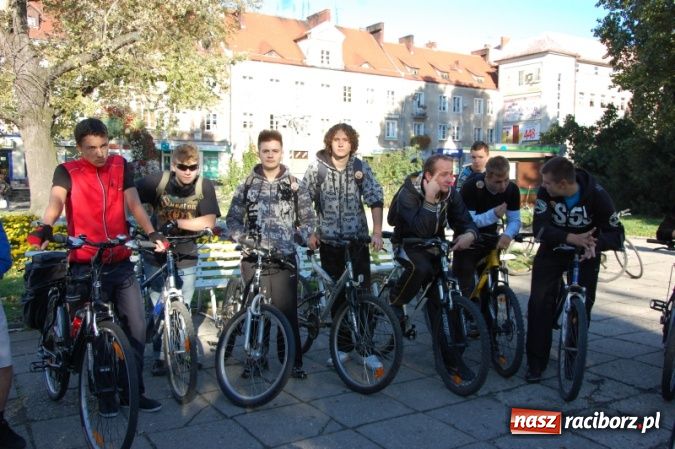 Zdjęcie w galerii na portalu naszraciborz.pl: Szlakiem husarii z metą na zamku wiadomości z regionu