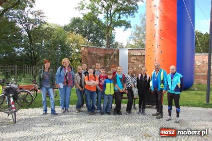 Zdjęcie w galerii na portalu naszraciborz.pl: Szlakiem husarii z metą na zamku wiadomości z regionu