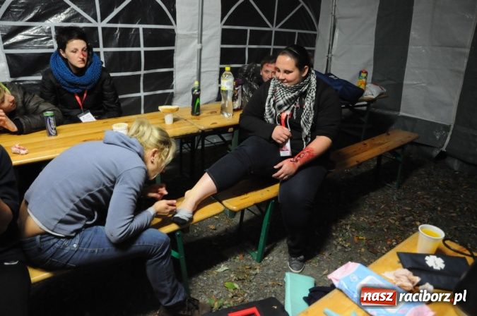 Zdjęcie w galerii na portalu naszraciborz.pl: Wypadek busa na Urbanku. Ratownicy w akcji wiadomości z regionu