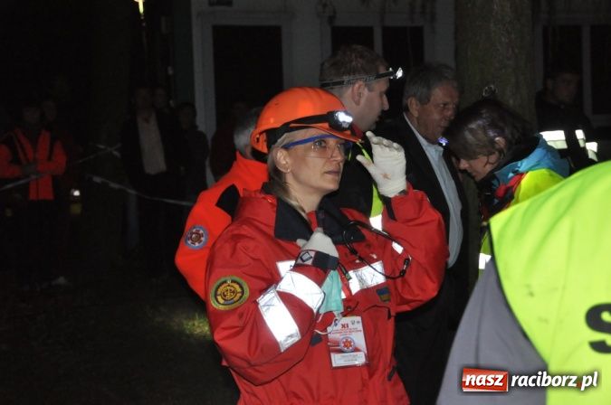 Zdjęcie w galerii na portalu naszraciborz.pl: Wypadek busa na Urbanku. Ratownicy w akcji wiadomości z regionu