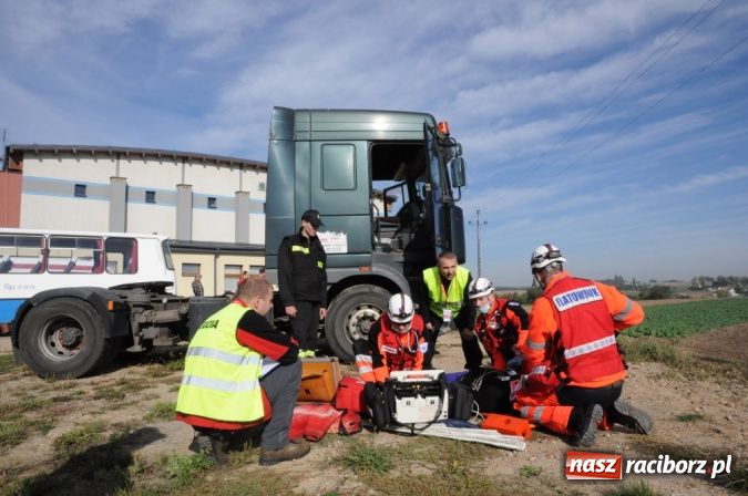 Zdjęcie w galerii na portalu naszraciborz.pl: Przedszkole w Raciborzu opanował groźny terrorysta. W Rudniku poważny wypadek wiadomości z regionu