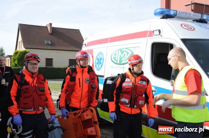 Zdjęcie w galerii na portalu naszraciborz.pl: Przedszkole w Raciborzu opanował groźny terrorysta. W Rudniku poważny wypadek wiadomości z regionu