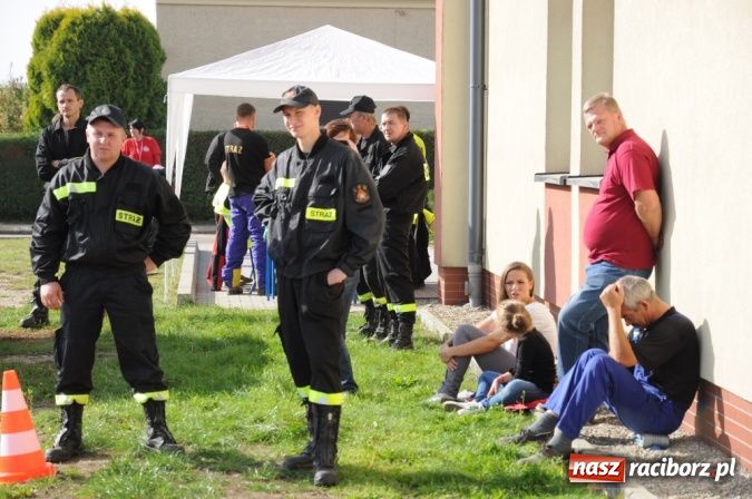 Zdjęcie w galerii na portalu naszraciborz.pl: Przedszkole w Raciborzu opanował groźny terrorysta. W Rudniku poważny wypadek wiadomości z regionu
