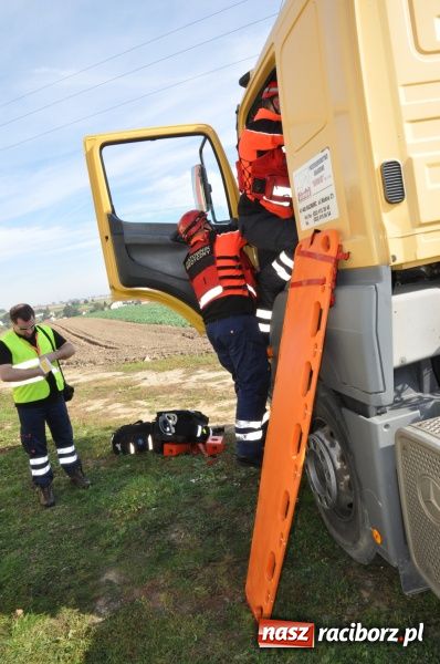 Zdjęcie w galerii na portalu naszraciborz.pl: Przedszkole w Raciborzu opanował groźny terrorysta. W Rudniku poważny wypadek wiadomości z regionu