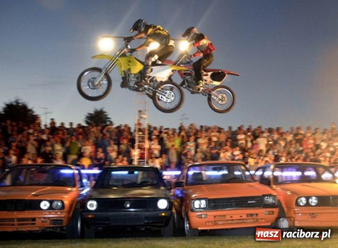 Zdjęcie w galerii na portalu naszraciborz.pl: Flott Cascaders Team - show kaskaderów wiadomości z regionu