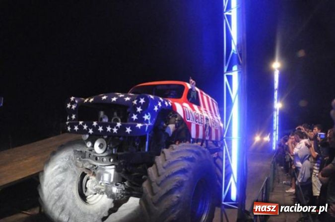 Zdjęcie w galerii na portalu naszraciborz.pl: Flott Cascaders Team - show kaskaderów wiadomości z regionu