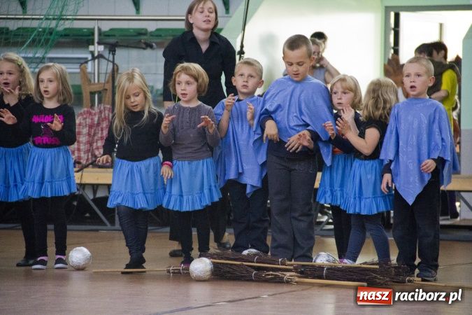 Zdjęcie w galerii na portalu naszraciborz.pl: Zagrali razem w Arenie Rafako już po raz siódmy wiadomości z regionu