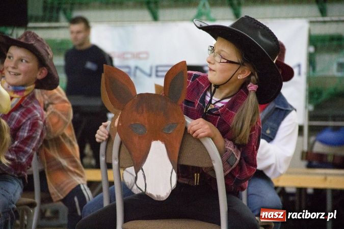 Zdjęcie w galerii na portalu naszraciborz.pl: Zagrali razem w Arenie Rafako już po raz siódmy wiadomości z regionu