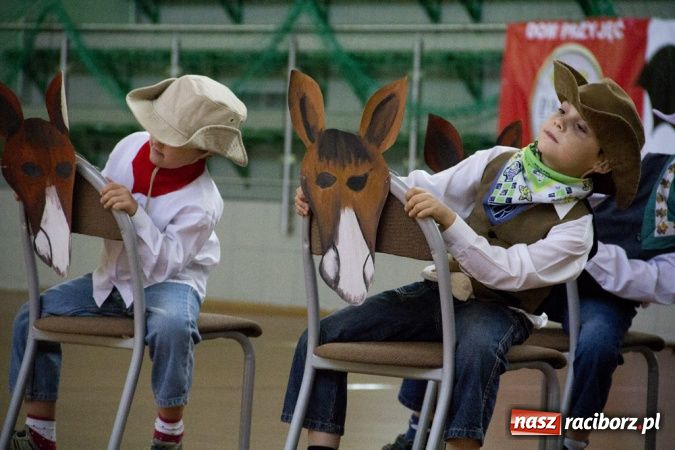 Zdjęcie w galerii na portalu naszraciborz.pl: Zagrali razem w Arenie Rafako już po raz siódmy wiadomości z regionu