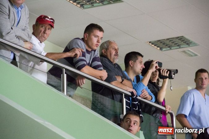 Zdjęcie w galerii na portalu naszraciborz.pl: Zagrali razem w Arenie Rafako już po raz siódmy wiadomości z regionu