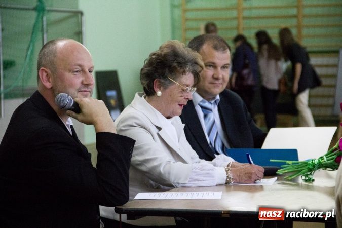 Zdjęcie w galerii na portalu naszraciborz.pl: Zagrali razem w Arenie Rafako już po raz siódmy wiadomości z regionu