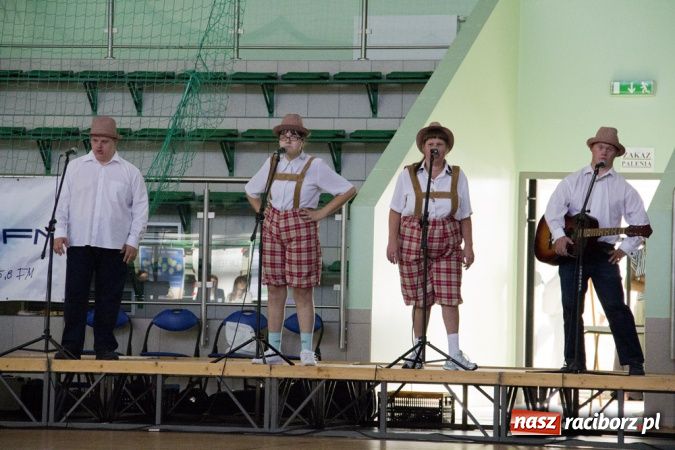 Zdjęcie w galerii na portalu naszraciborz.pl: Zagrali razem w Arenie Rafako już po raz siódmy wiadomości z regionu