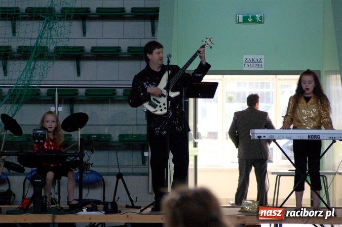 Zdjęcie w galerii na portalu naszraciborz.pl: Zagrali razem w Arenie Rafako już po raz siódmy wiadomości z regionu