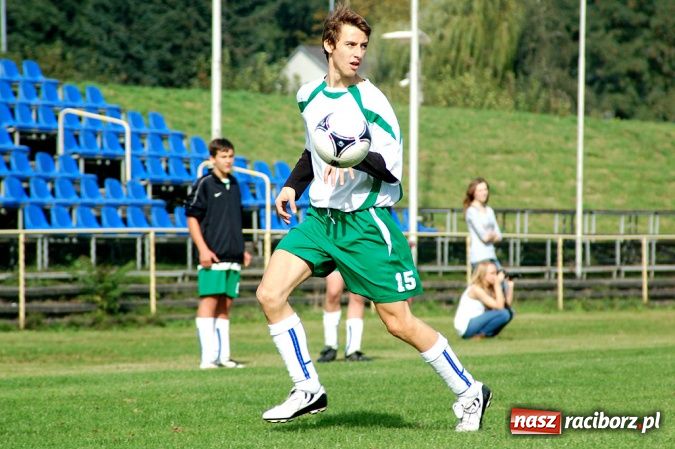 Zdjęcie w galerii na portalu naszraciborz.pl: Podział punktów w juniorskich derbach wiadomości z regionu