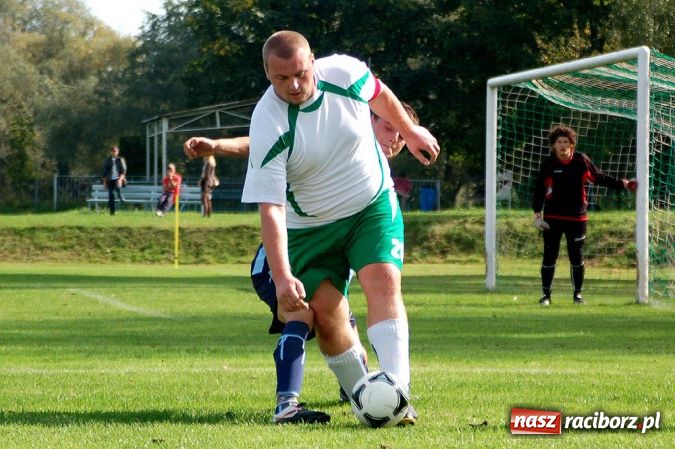 Zdjęcie w galerii na portalu naszraciborz.pl: Podział punktów w juniorskich derbach wiadomości z regionu