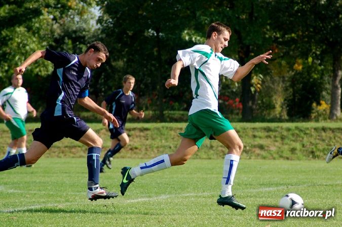 Zdjęcie w galerii na portalu naszraciborz.pl: Podział punktów w juniorskich derbach wiadomości z regionu