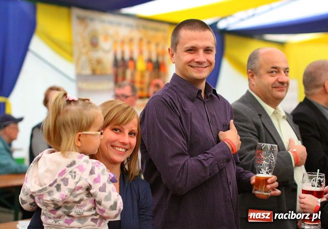 Zdjęcie w galerii na portalu naszraciborz.pl: Ruszył doroczny szymocicki Oktoberfest wiadomości z regionu