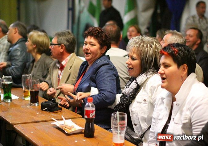 Zdjęcie w galerii na portalu naszraciborz.pl: Ruszył doroczny szymocicki Oktoberfest wiadomości z regionu