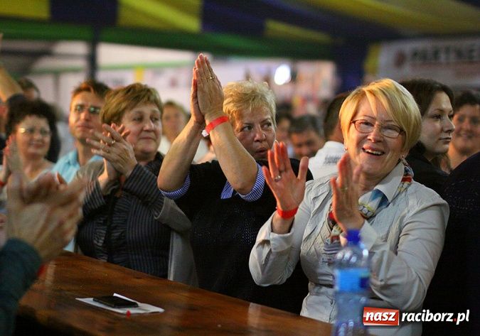 Zdjęcie w galerii na portalu naszraciborz.pl: Ruszył doroczny szymocicki Oktoberfest wiadomości z regionu