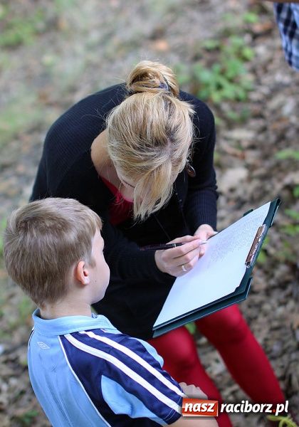 Zdjęcie w galerii na portalu naszraciborz.pl: W Kuźni Raciborskiej odbyły się mistrzostwa świata gry w kapsle wiadomości z regionu
