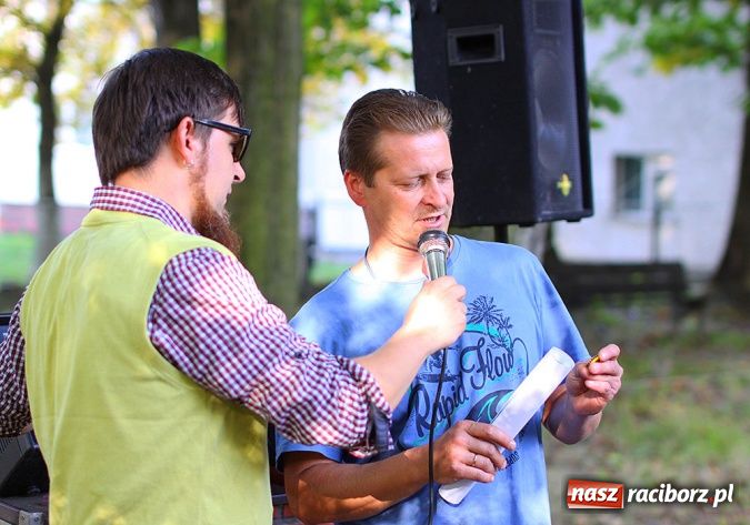 Zdjęcie w galerii na portalu naszraciborz.pl: W Kuźni Raciborskiej odbyły się mistrzostwa świata gry w kapsle wiadomości z regionu