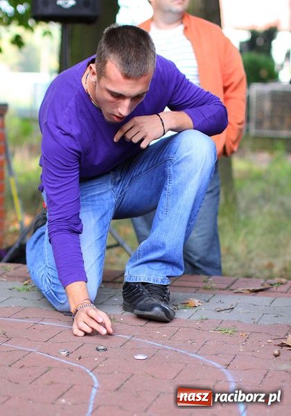 Zdjęcie w galerii na portalu naszraciborz.pl: W Kuźni Raciborskiej odbyły się mistrzostwa świata gry w kapsle wiadomości z regionu