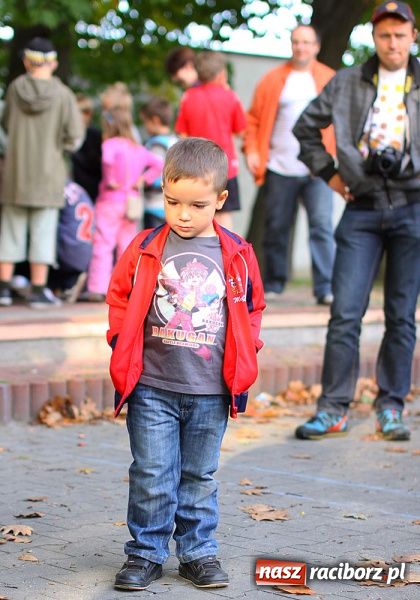 Zdjęcie w galerii na portalu naszraciborz.pl: W Kuźni Raciborskiej odbyły się mistrzostwa świata gry w kapsle wiadomości z regionu