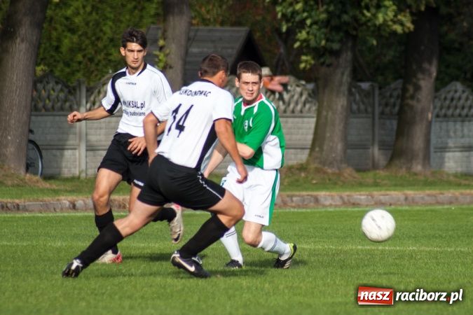 Zdjęcie w galerii na portalu naszraciborz.pl: Bezbarwna wygrana Tworkowa wiadomości z regionu