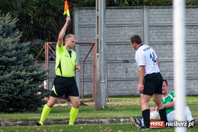 Zdjęcie w galerii na portalu naszraciborz.pl: Bezbarwna wygrana Tworkowa wiadomości z regionu