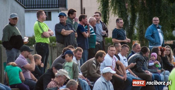 Zdjęcie w galerii na portalu naszraciborz.pl: Bezbarwna wygrana Tworkowa wiadomości z regionu