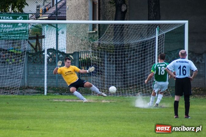Zdjęcie w galerii na portalu naszraciborz.pl: Bezbarwna wygrana Tworkowa wiadomości z regionu