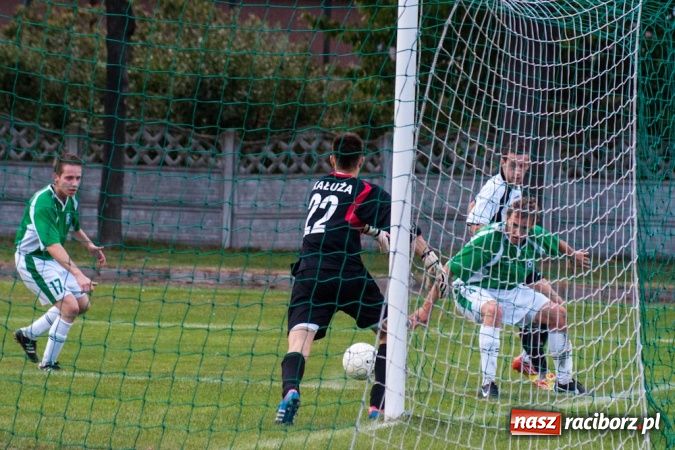 Zdjęcie w galerii na portalu naszraciborz.pl: Bezbarwna wygrana Tworkowa wiadomości z regionu