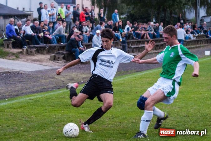 Zdjęcie w galerii na portalu naszraciborz.pl: Bezbarwna wygrana Tworkowa wiadomości z regionu